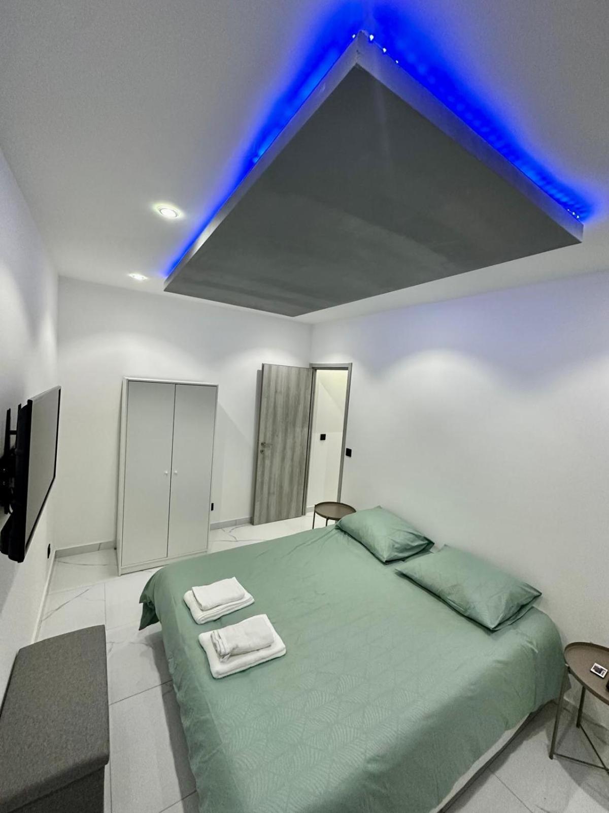 Suite Cosy Chic Saint-Claude Exterior photo